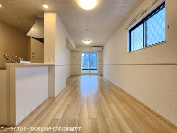 プリマヴェーラBの物件内観写真